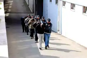 Adana'da Uyuşturucu Operasyonu: 4 Gözaltı