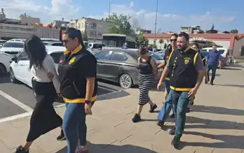 Adana'da 950 Bin TL'lik Altın Hırsızlığı: 4 Kadın Tutuklandı