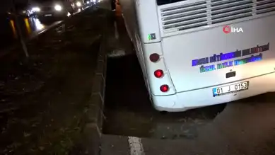 Adana'da Otobüs Çukura Düştü: Şoför Anlattı!