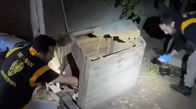 Köpek Kulübesinde El Bombası! Cezaevi Mahkumunun Evinde Baskın