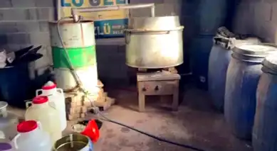 Yüreğir'de 1500 Litre Kaçak Alkol Baskını!