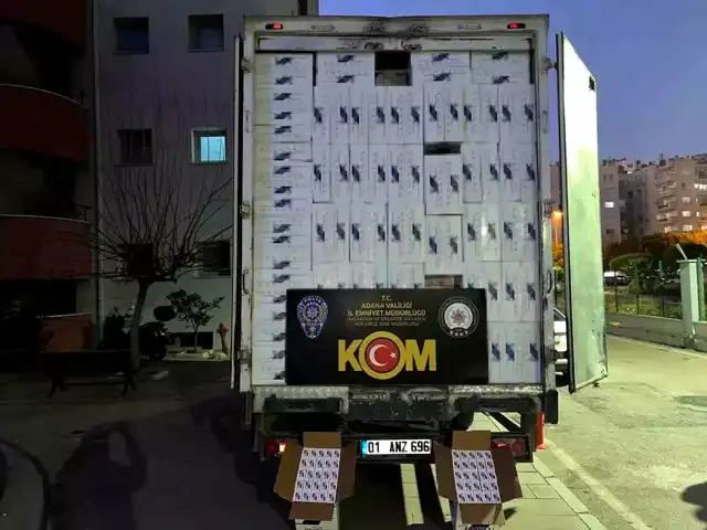 Adana'da 5 Milyon TL Değerinde Kaçak Makaron Operasyonu