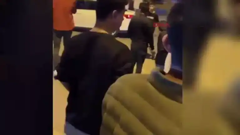 Adana'da Yaya Kazası: Anne ve Çocuk Ağır Yaralı
