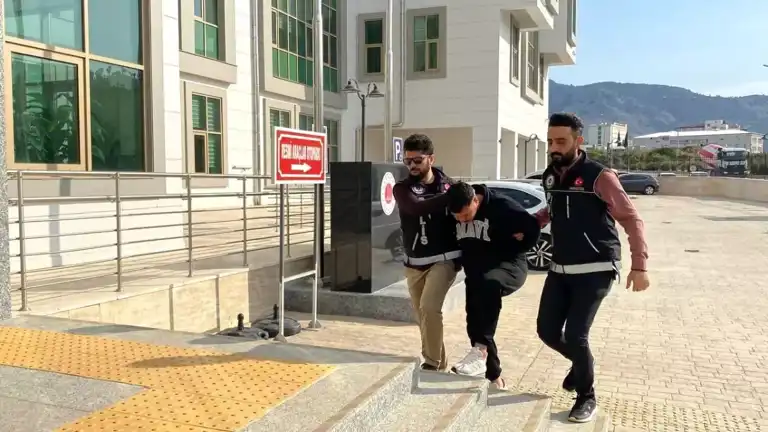 Güneydoğu'da Büyük Uyuşturucu Operasyonu: 1569 Hap Ele Geçirildi